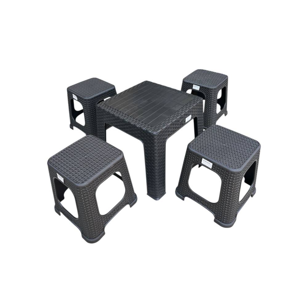 Masa gradina ratan maro, 45cm cu 4 scaune ratan 33cm Masa gradina ratan maro, 45cm cu 4 scaune ratan 33cm